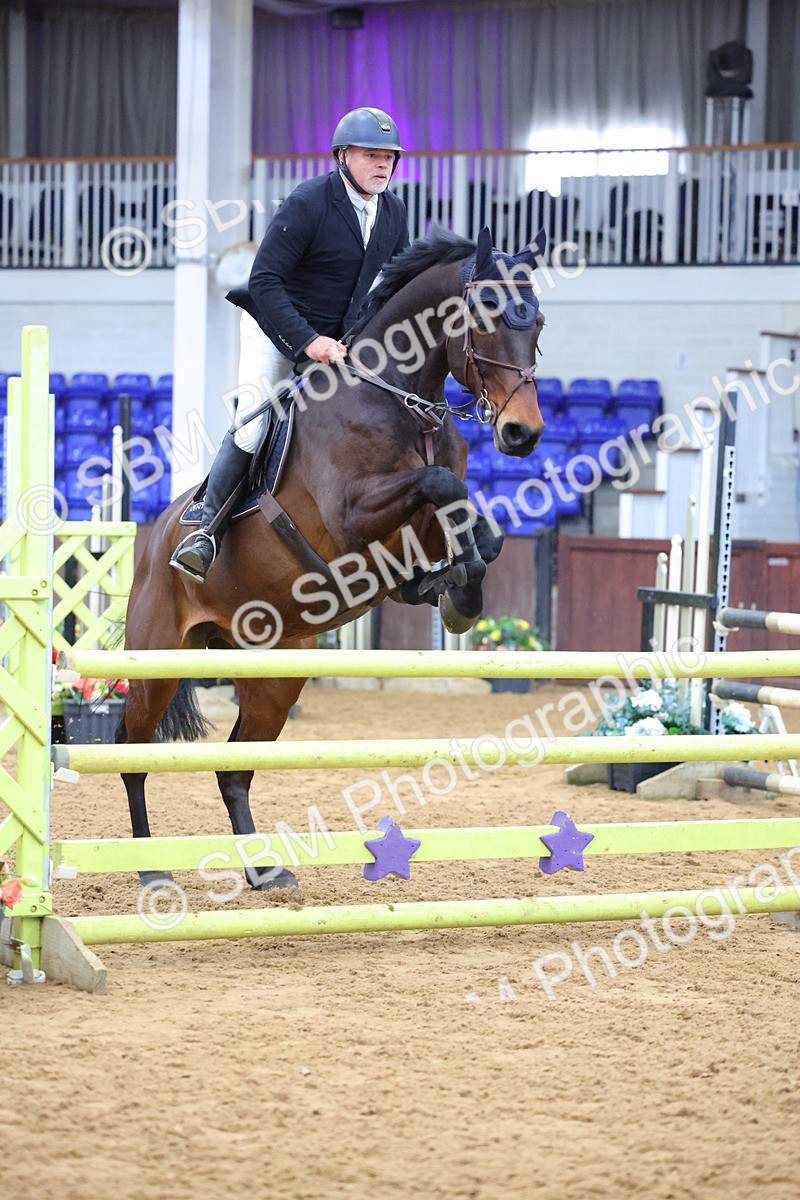 SBM_010158 - Class 21 - Nupafeed Supplements Senior Discovery/ 1m Open - First Round (1.00m)