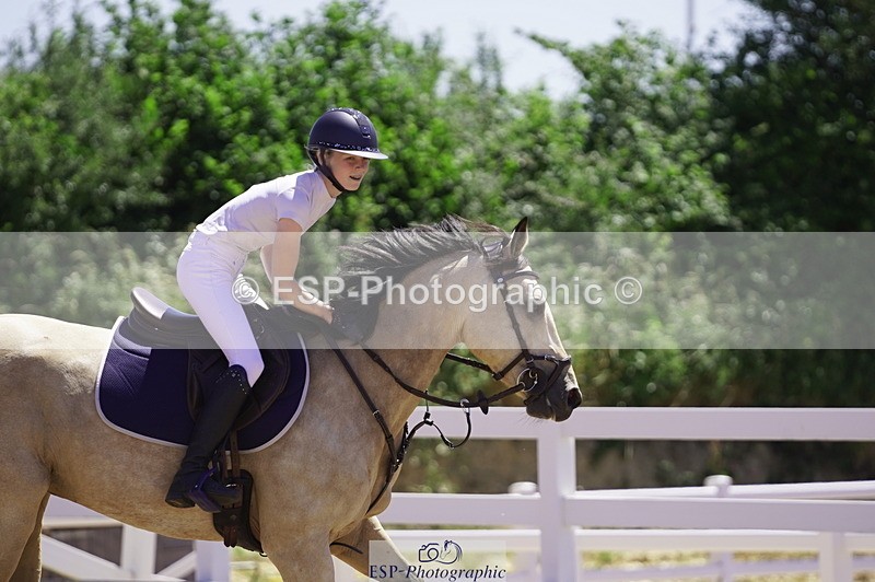 230624A-131132-01524 - Cls 24 Pony Discovery & 90cm Open