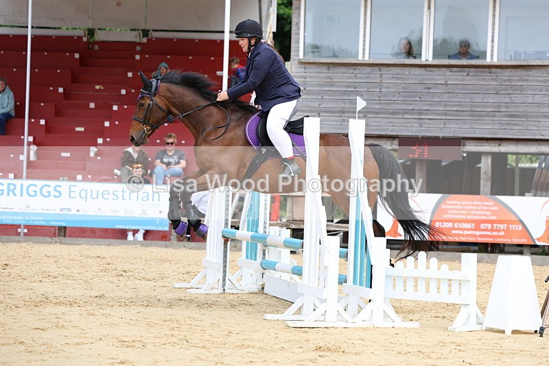 3E7A4040 - Class 6: 70cm Junior