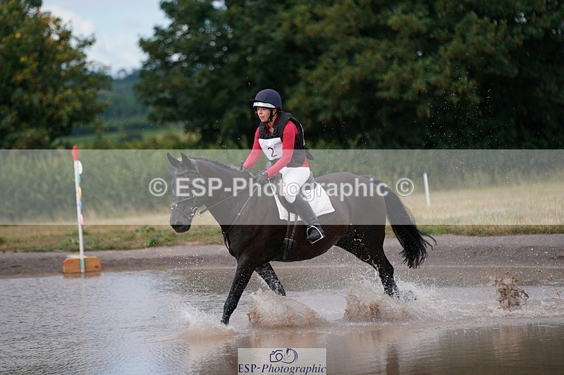 250802A-100844-01267 - A-002-Hannah.Cliffe-RV.OLIE