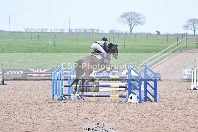 260114-135946-00506 - Cls 5 Foxhunter and 1.20m