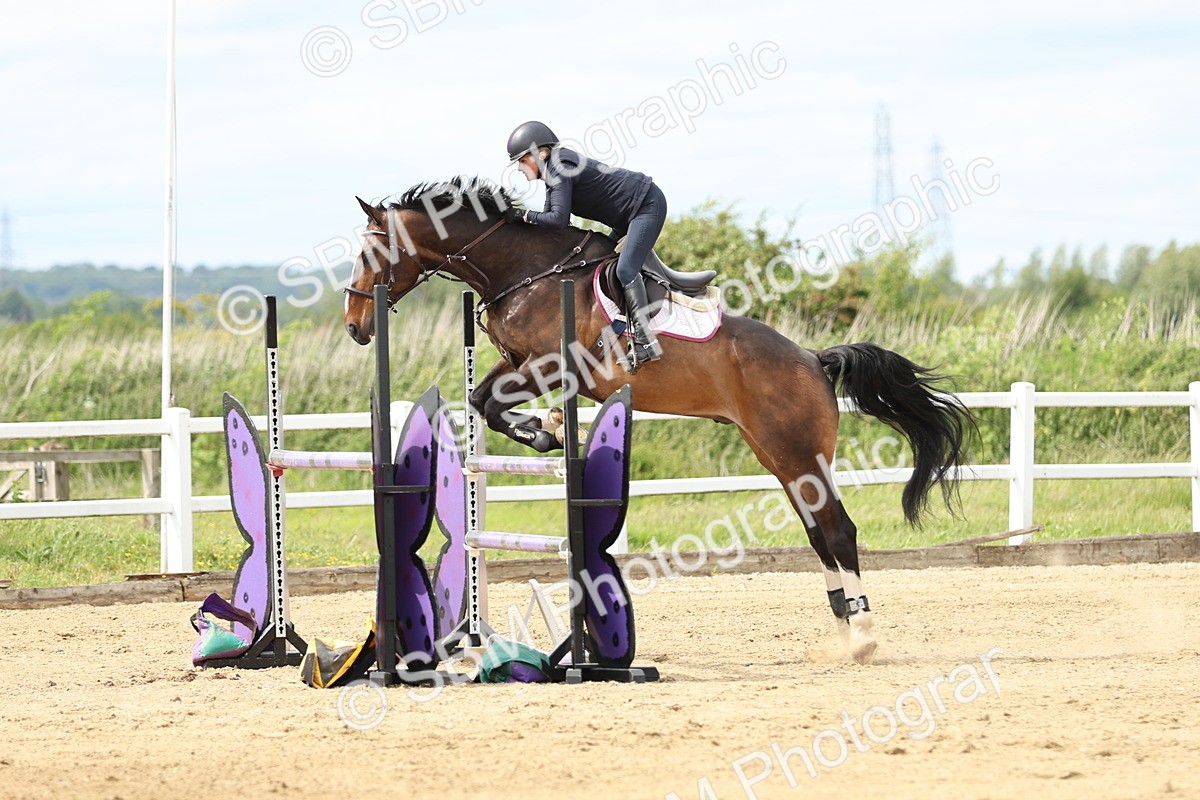 SBM_001301 - Class 5 - Senior Foxhunter - 1.20m