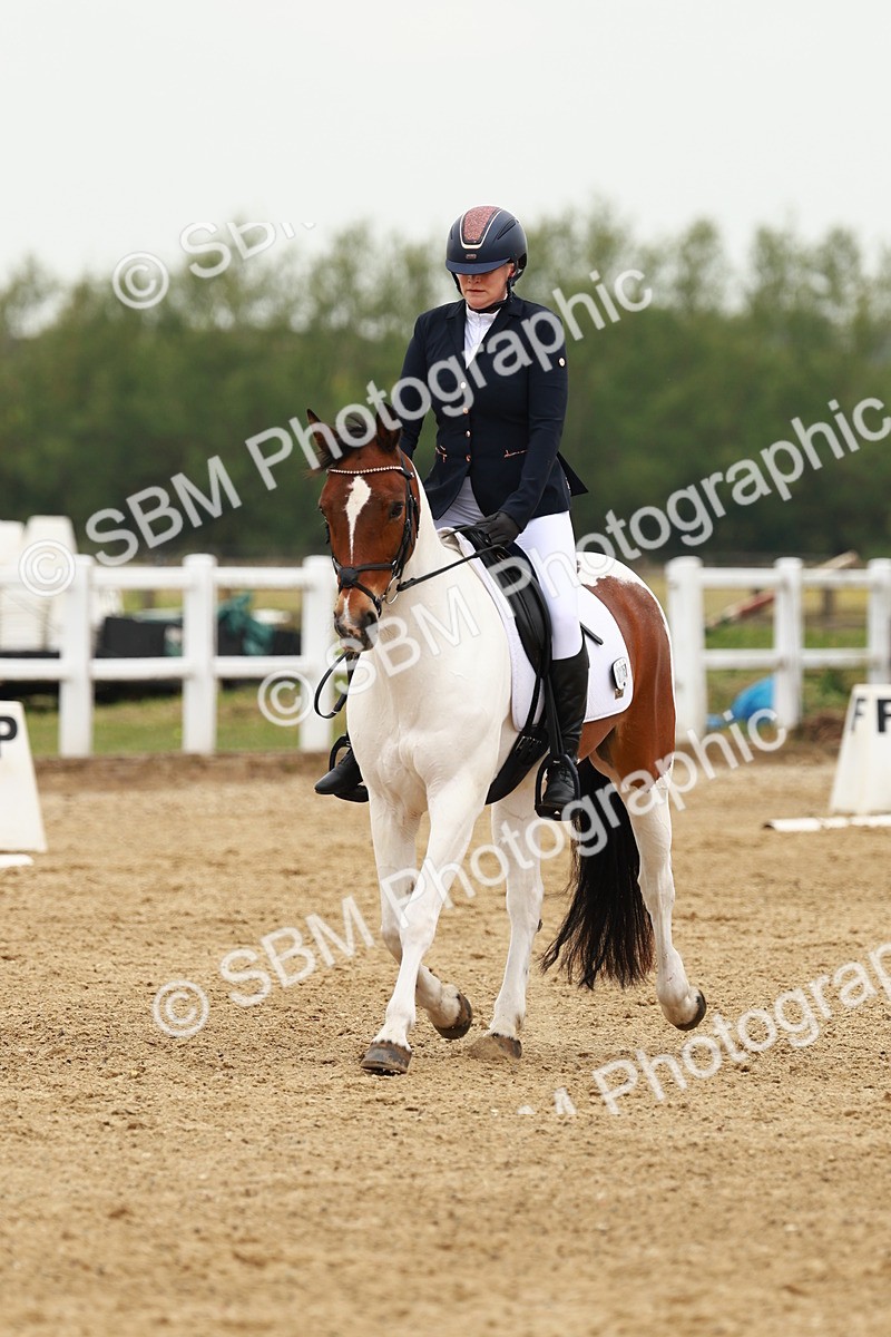 SBM_001057 - Class 6 - Novice 4