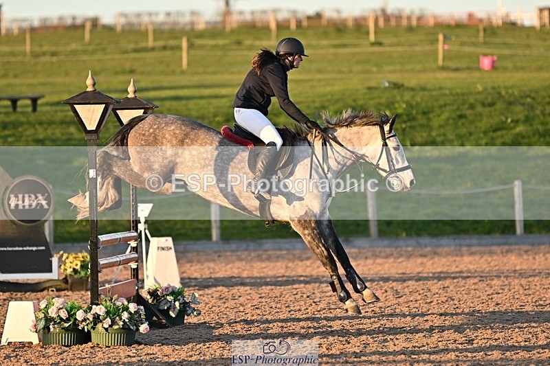 250401-191443-00942 - 90cm Classes