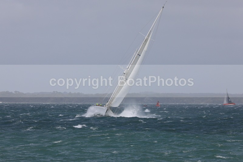  - 210808  STORMVOGEL  H700