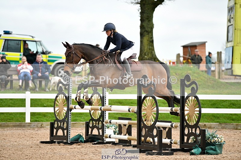 240317A-120604-06142 - Cls 32 95cm National Amateur Quali