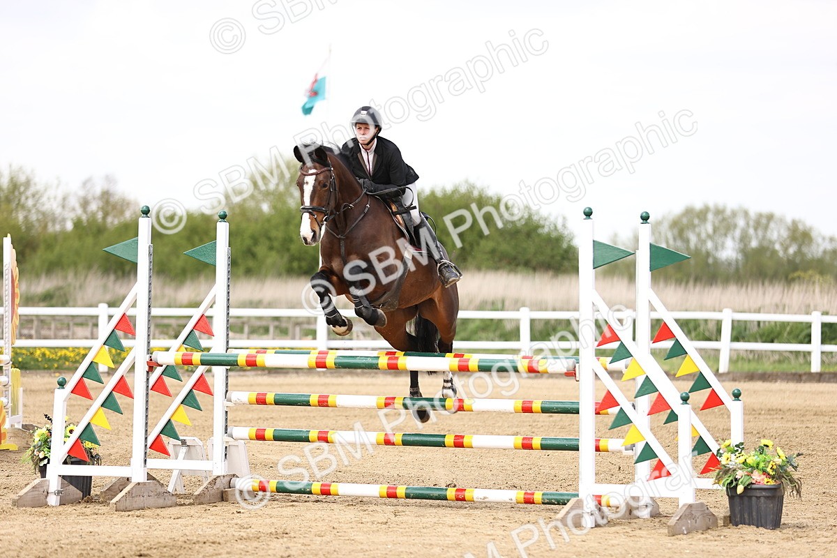 SBM_002241 - Class 11 - Senior newcomers - 1.10m