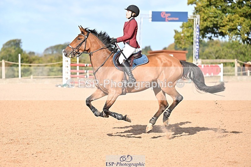 251005-102838-02771 - Cls 15 Foxhunter and 1.20m