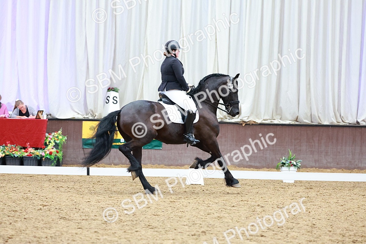 SBM_004048 - Class 12 - E2 Championship - 14.50-15.53