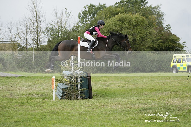  WWHT 031021 3589 - Intermediate Pairs (0.90m) 03/10/21