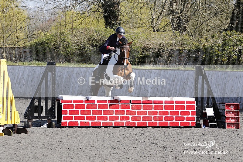 _EST1084 - Bourne Valley Riding Club Winter Showjumping 27/03/22