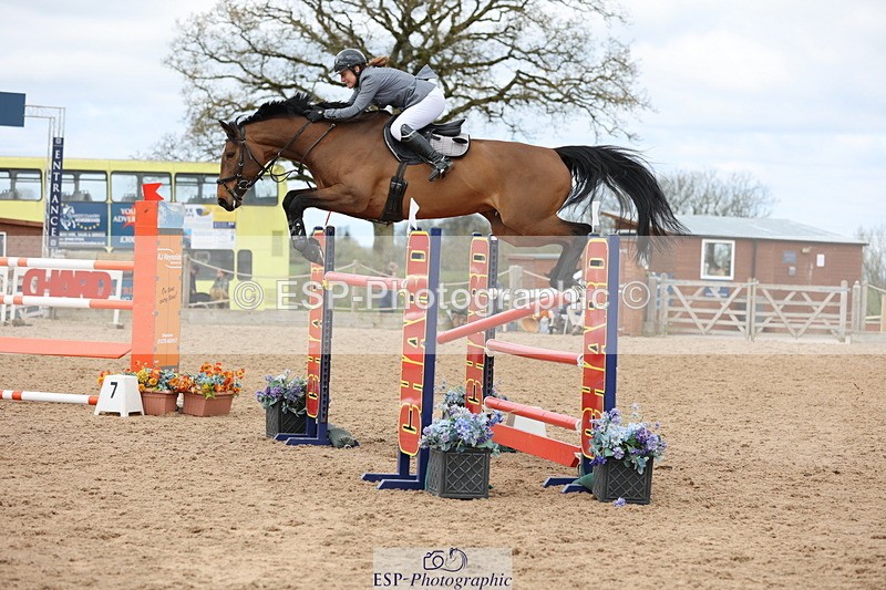 240419A-125826-07549 - Cls 6, 2 Star Medium Tour 1.35m