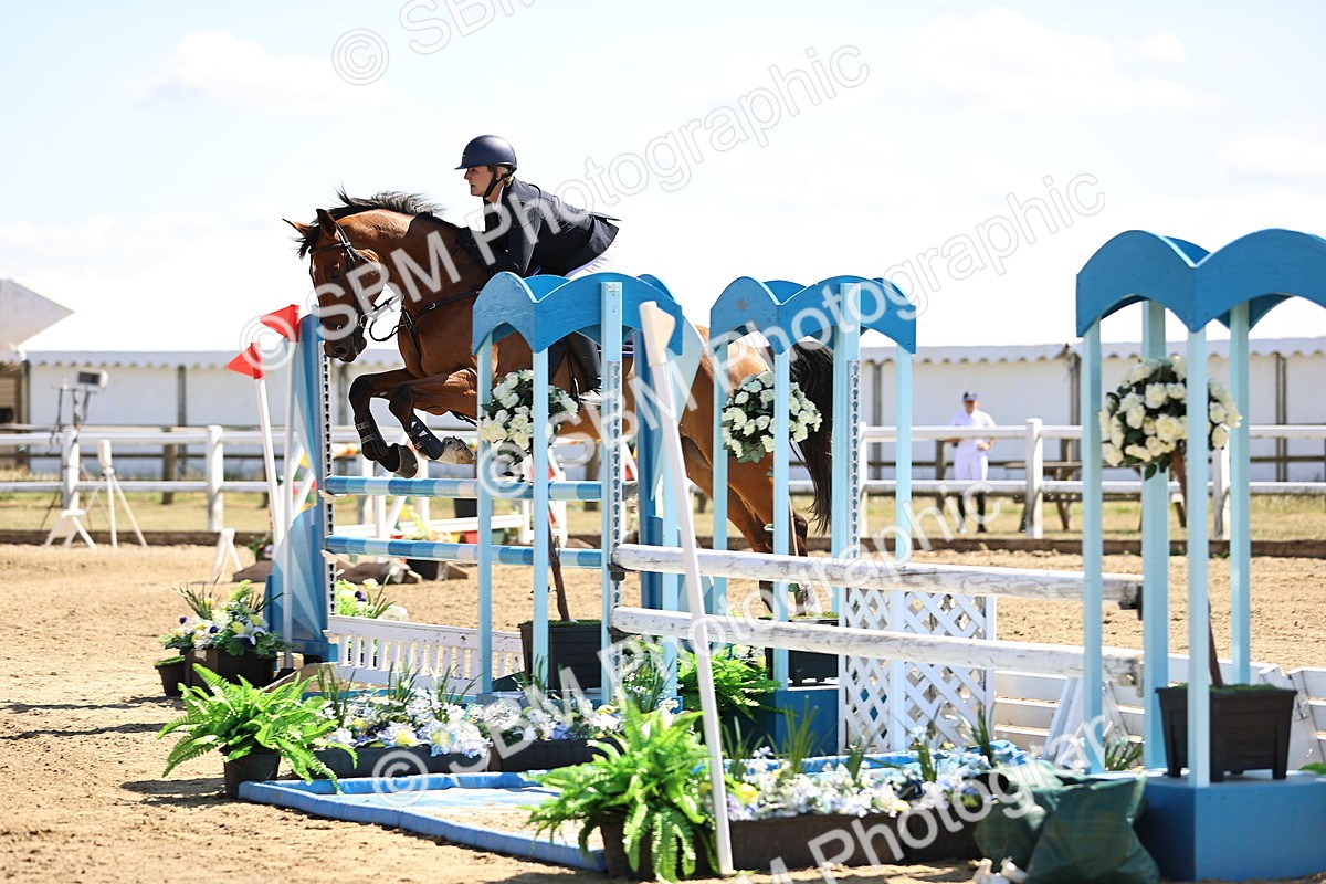 SBM_015131 - Class 16 - Senior foxhunter - 1.20m Open