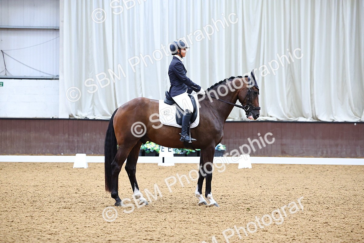 SBM_005941 - Class 5 - Novice 6 - 10.47-11.43