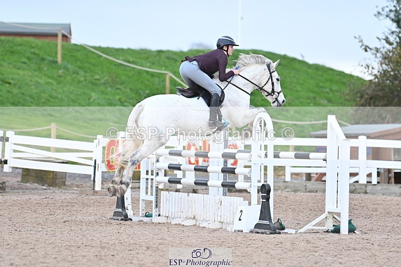 231119A-143611-06136 - Sun Cls 9 National 1.15m