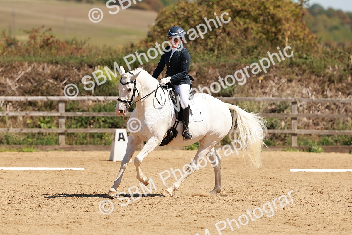 SBM_011128 - Class 6 - Novice 1