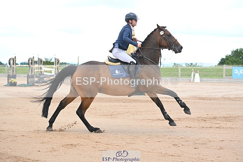 230721A-103414-05366 - Cls 6, 2 Star Medium 1.35m