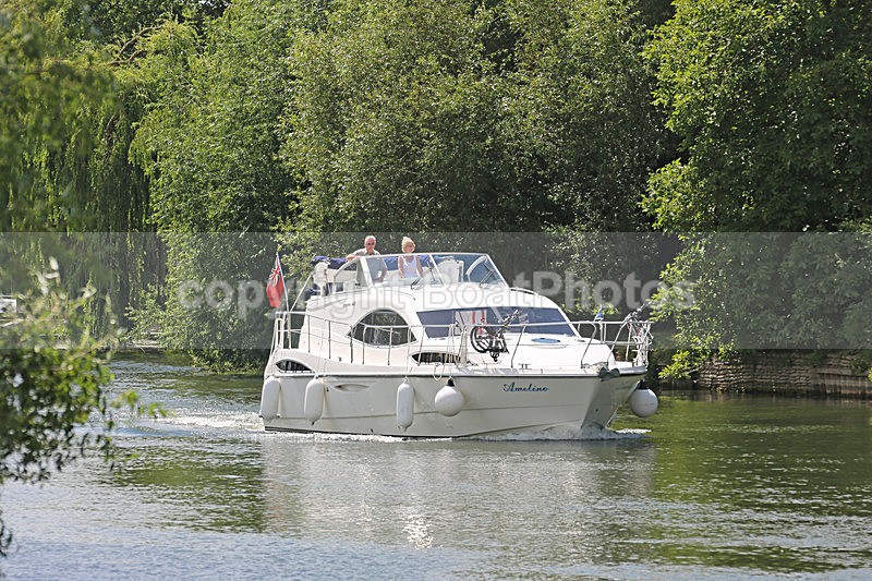 140629 AMELINO BROOM 42 WT7A8549 - River Launches