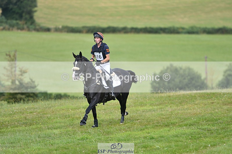 240804-155152-17772 - 616-Max_Forster-HEVANS_ROYAL_REVOLUTION