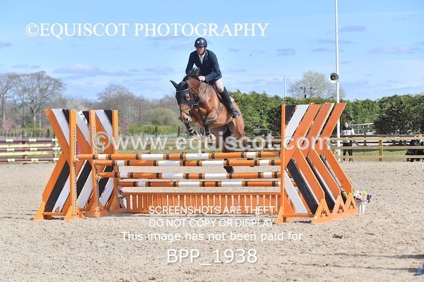 BPP_1938 - CLASS 20 SUN RHS Foxhunter Championship Qualifier