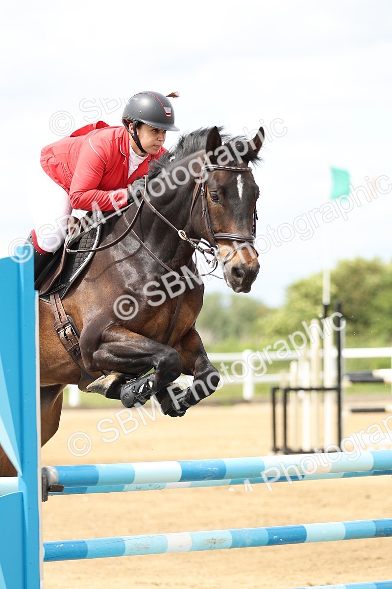 SBM_001064 - Class 4 - Senior Newcomers - 1.10m