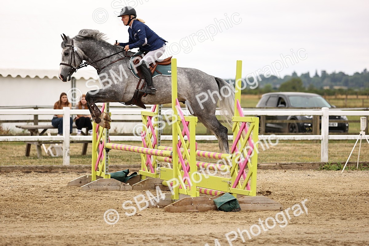 SBM_024416 - Class 8 - Clear Round