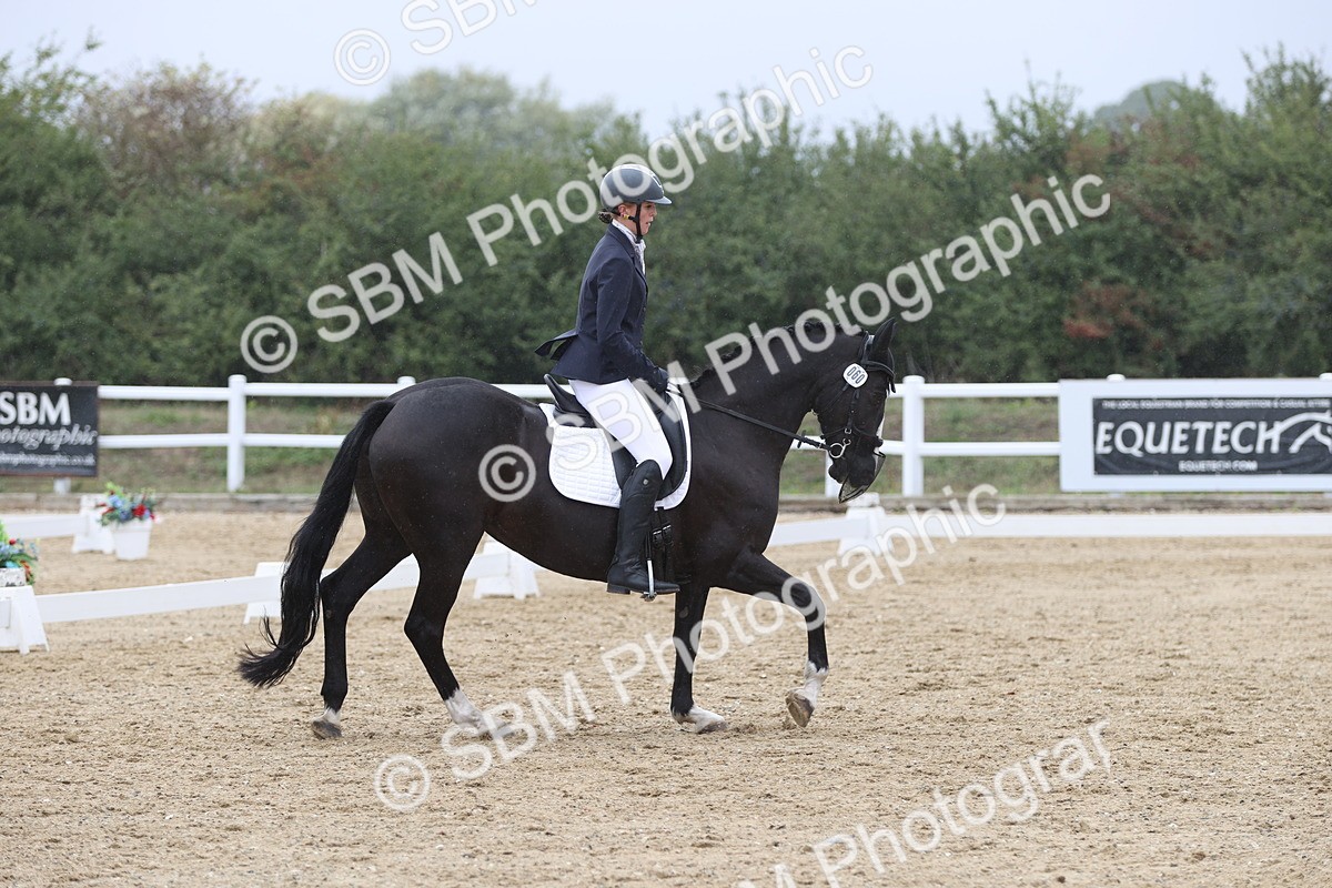 SBM_004387 - Class 9 - Novice 3 Champs