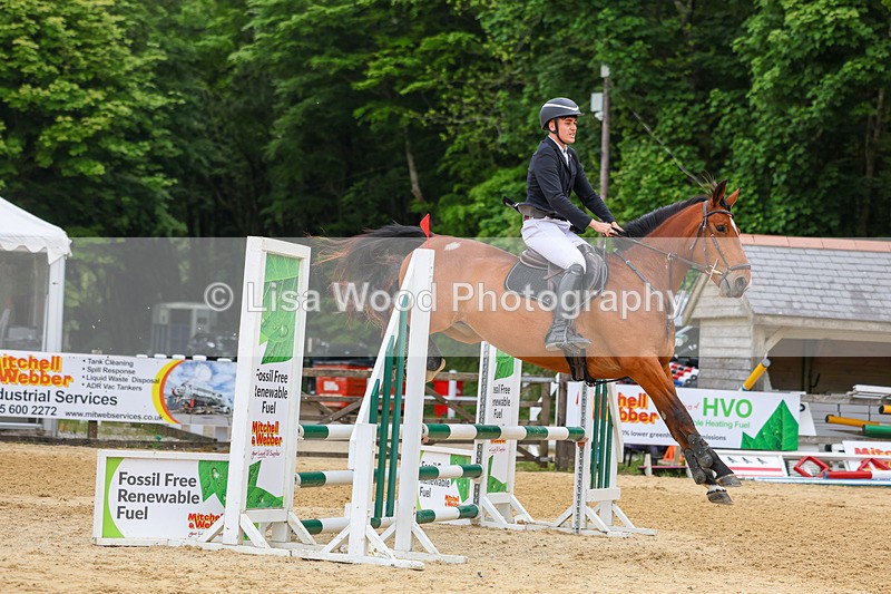3E7A8491 - Class 4: Senior British Novice/90cm open