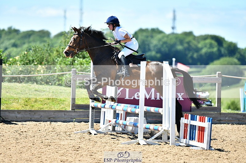 230624A-141902-01904 - Cls 42+43 Club and Schools 70cm