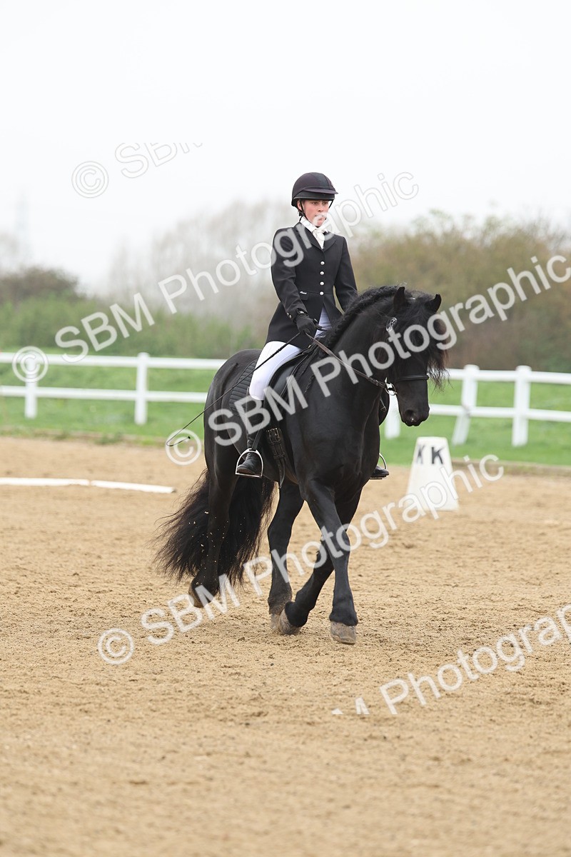 SBM_002527 - Class 5 - Novice 27