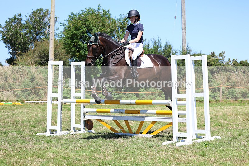 3E7A5524 - Class 9: Senior British Novice/90cm open