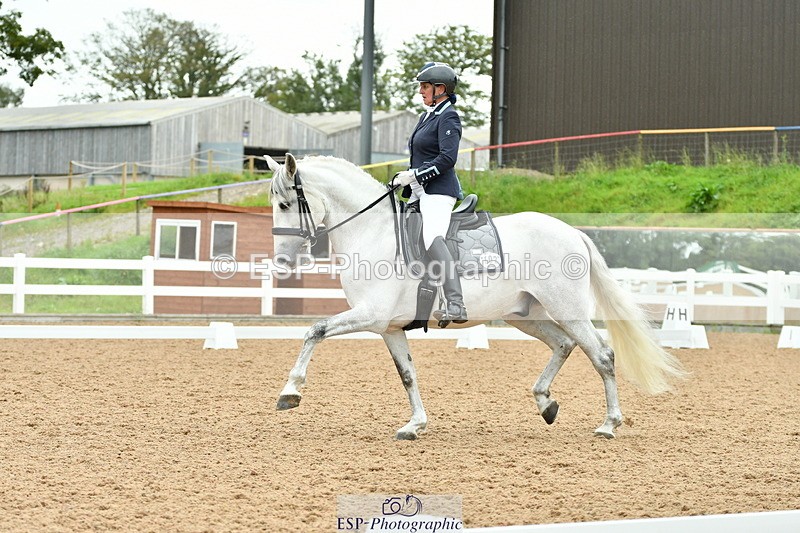 230912A-130433-01002 - Cls 12 Music Medium