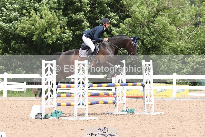 250523-125041-01442 - Cls 09 A&B  Snr Disc & 1.00m Open