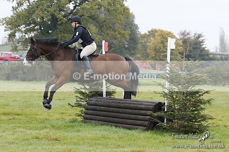 WWHT 181020 WWHT 181020 303 - WWEC Novice Restricted (0.80m) 18/10/20