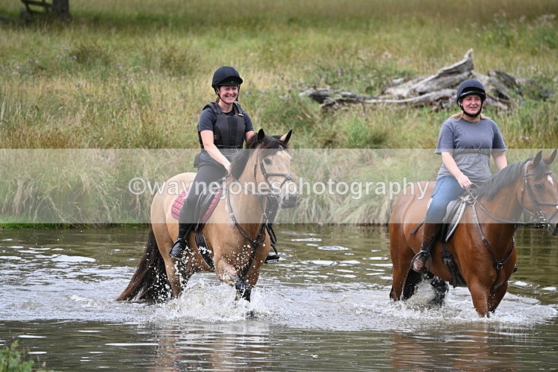 WJ7_2302 - Time at Water 11:14 to 11:36