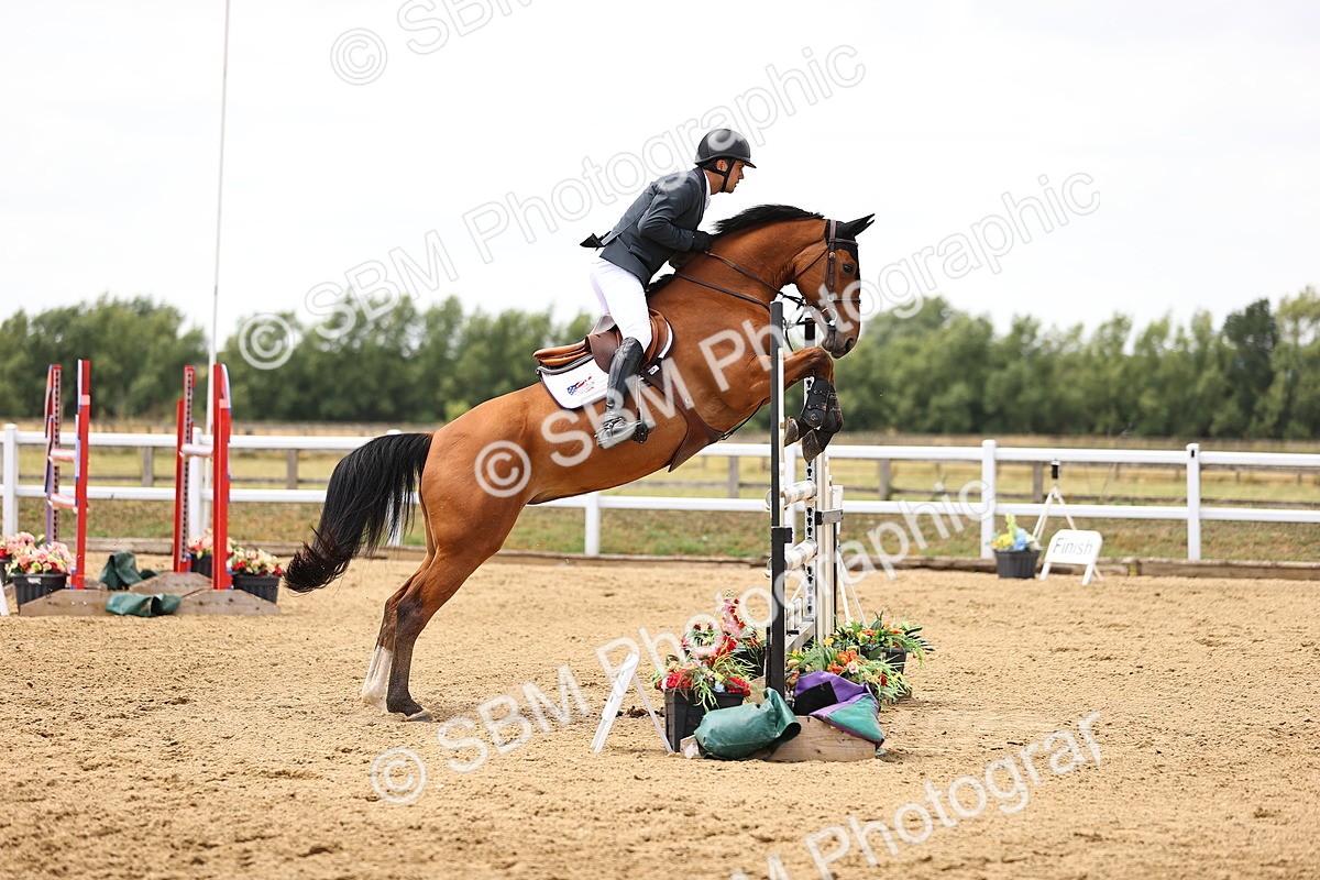 SBM_010606 - Class 9 - Senior Foxhunter - 1.20m Open