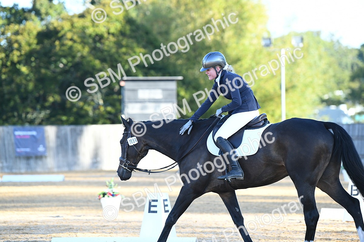 SBM_14366 - D4 - Small Tour Championship - Intro B