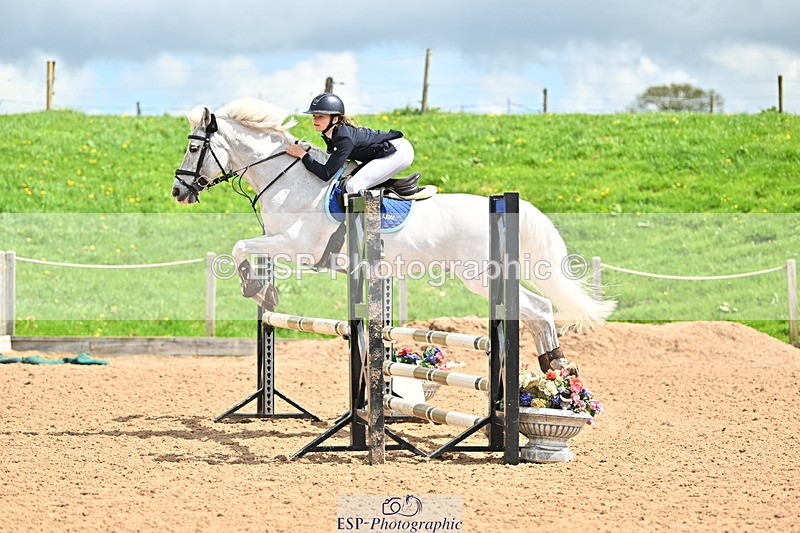 240504A-114758-01302 - Cls 3 Pony Discovery & 90cm Open