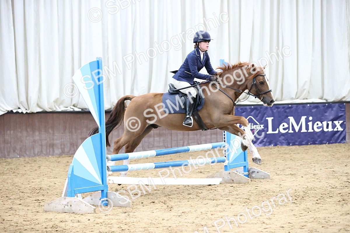 SBM_001565 - Class 5 - Henlow Veterinary Hospital 70cm