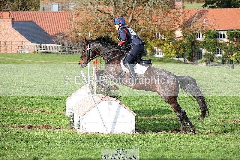 231021-155100-20467 - 503-JAGUAR.MAID-Isobel.Lole-SC+XC