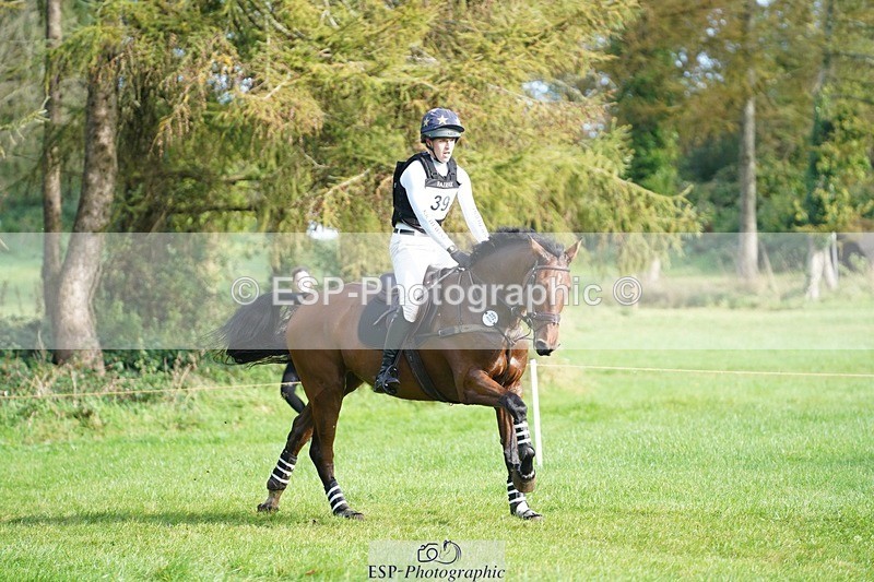 231020-112206-06906 - 039-LAUSANNE.W-Charlie.Ahl-XC