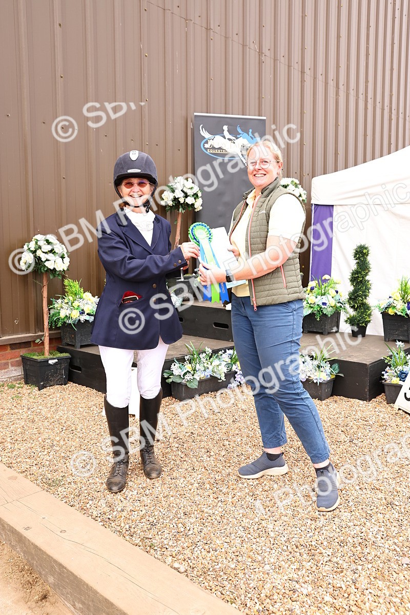 SBM_000928 - Presentations - cart