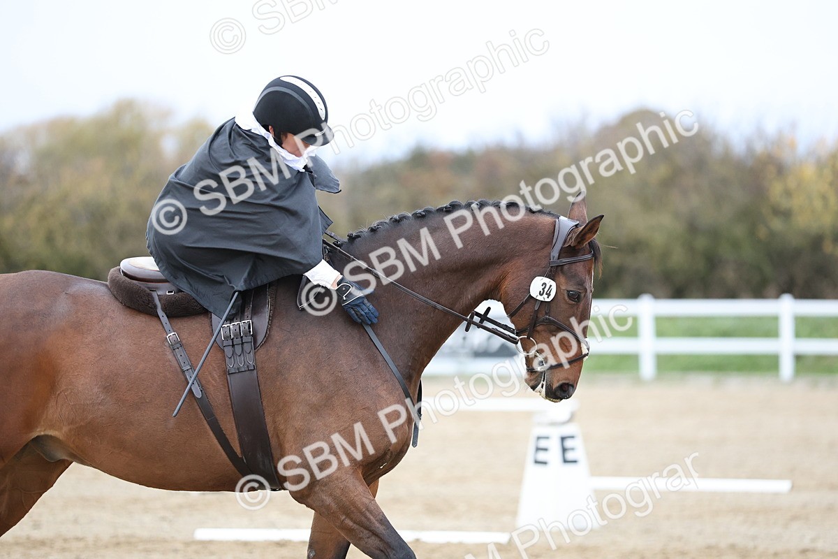SBM_004812 - Class 10-13 Novice 4 Prelim 5