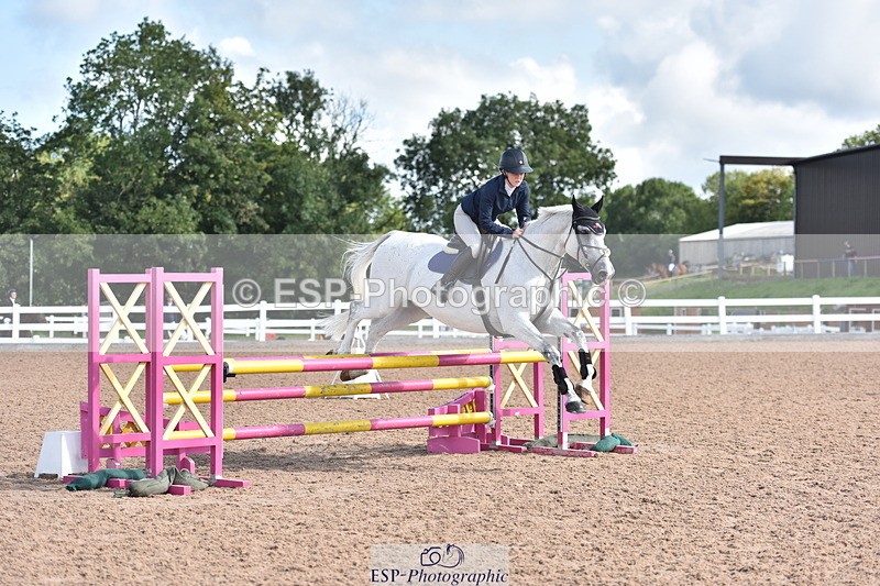 230806A-101128-01179 - Cls 16 Snr British Novice & 90cm Open