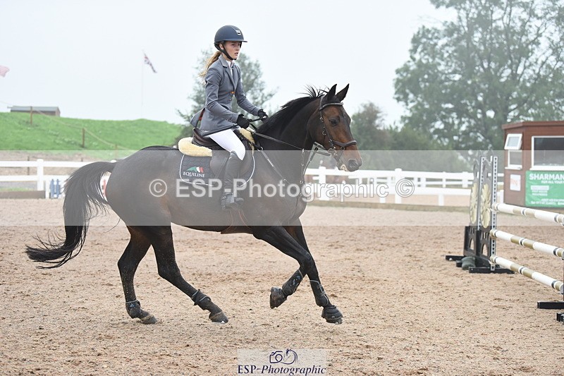 230917A-135138-07219 - Cls 36 1.05m Amateur Qualifier