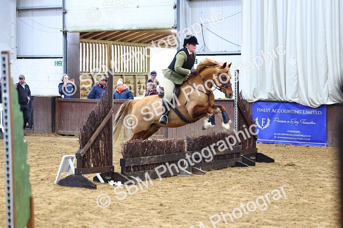 SBM_003097 - Class 35 - 60cm Training Stakes