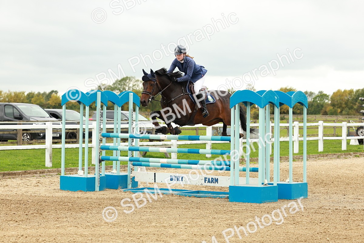 1I0A8022 - Class 5 - Senior Foxhunter 1.20m
