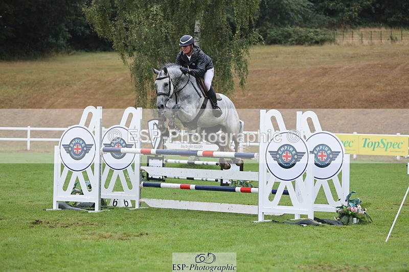 250830A-142449-06978 - Cls 16 Snr Newcomers and 1.10m Open