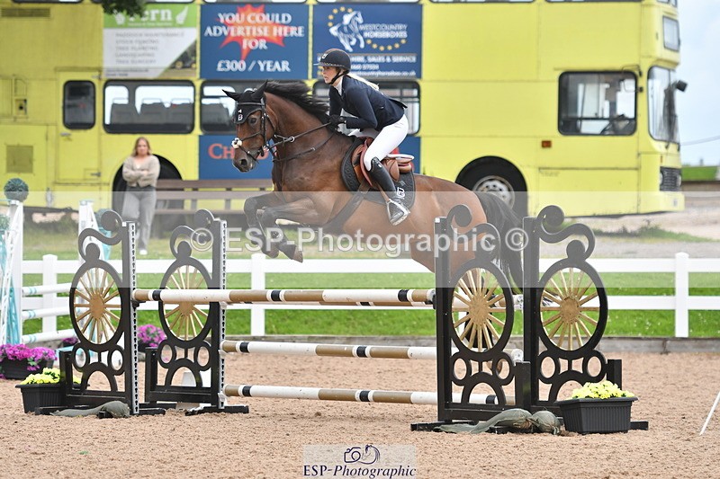 240727A-155514-06445 - Cls 24 1.05m Amateur Qualifier