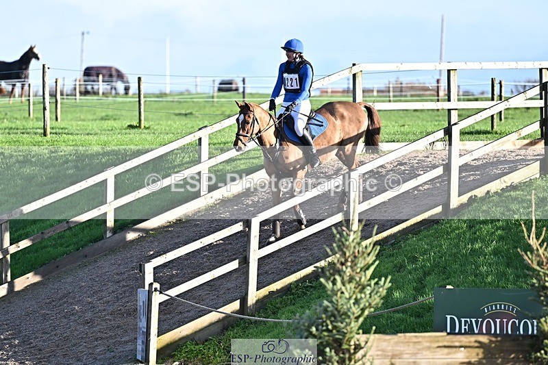 251102-091018-00018 - 70cm